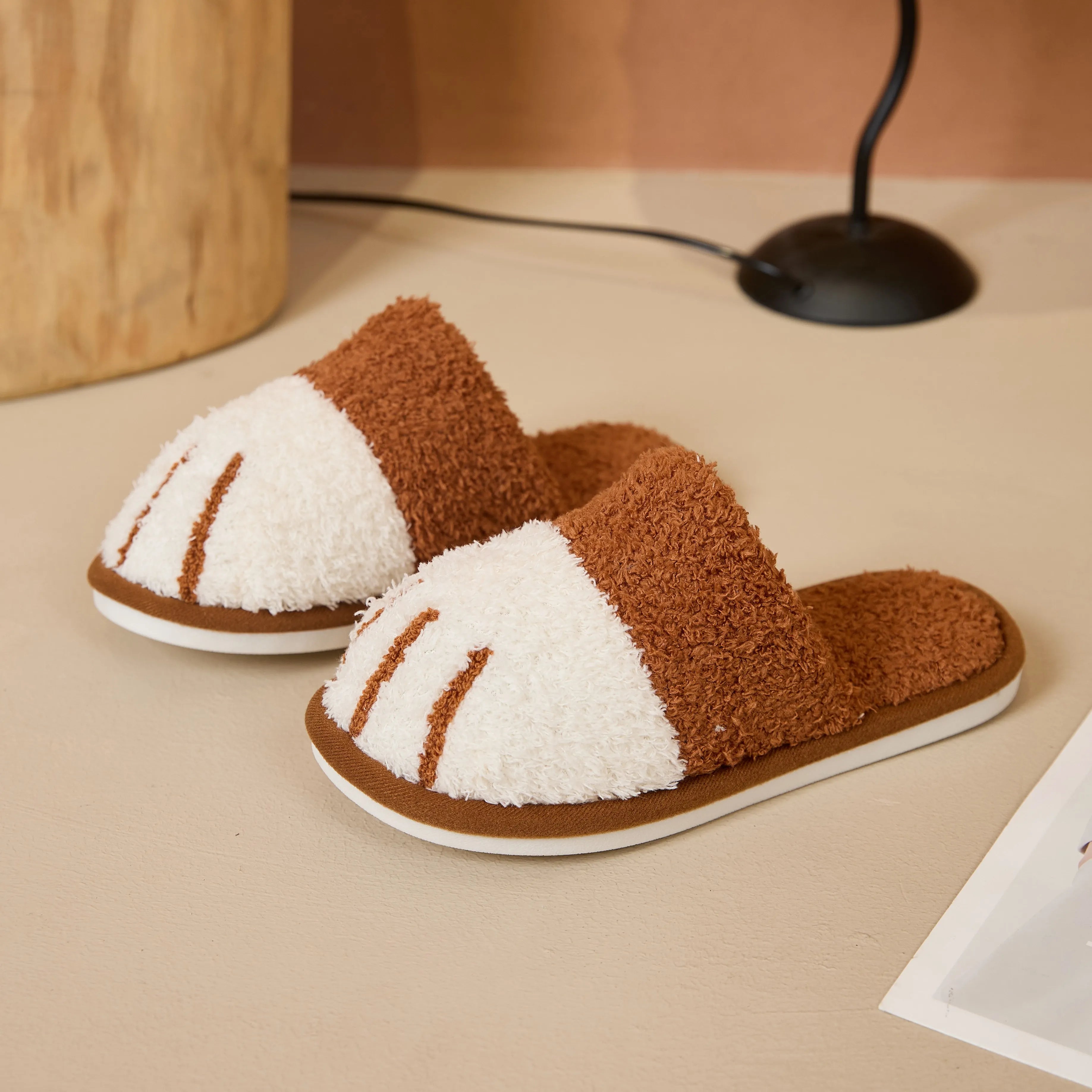 Unisex warm cat paw slippers for home