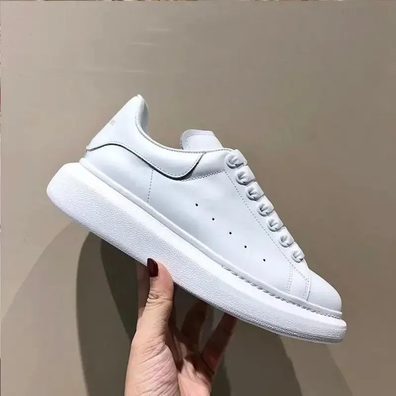 Unisex Flats Elegant Skateboard Shoes White Sneakers