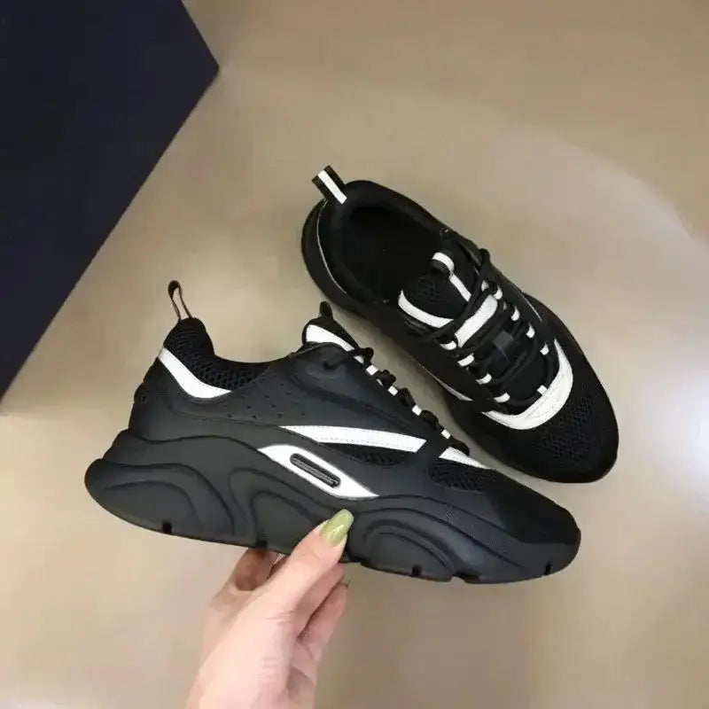 New Mesh Breathable Shock Absorption Unisex Shoes